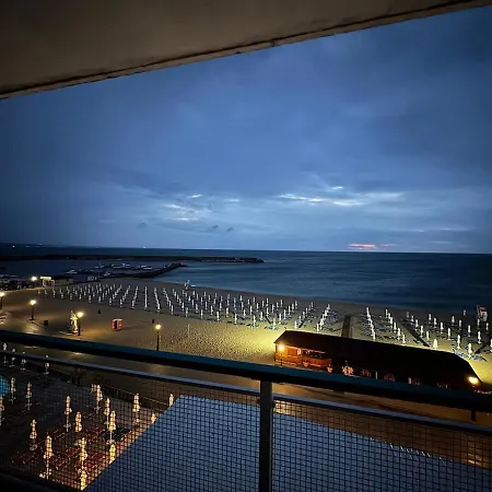 Appartement Seaview - 10 Meters To The *
